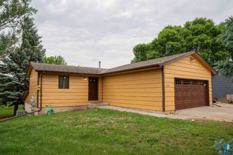 4620 Bluestem Cir, Sioux Falls, SD 57106
