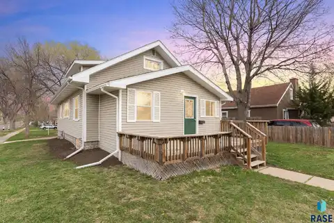 530 W 1st St, Sioux Falls, SD 57104