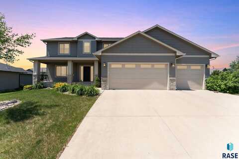 2101 S Meadowview Ave, Sioux Falls, SD 57110