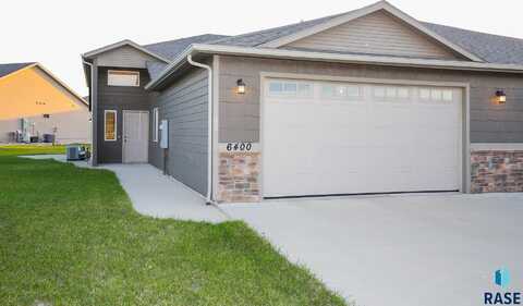 6400 S Keller Cir, Sioux Falls, SD 57108