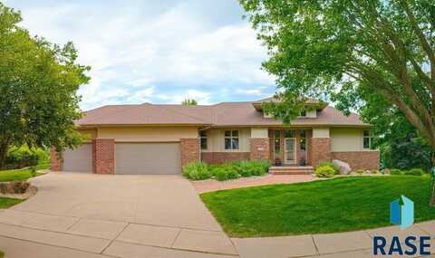 7401 W Rocky Ridge Cir, Sioux Falls, SD 57106