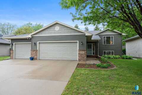 5501 S Sarmar Ave, Sioux Falls, SD 57106