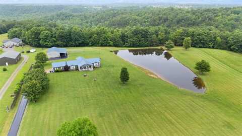 480 Ollie Road, Mammoth Cave, KY 42259
