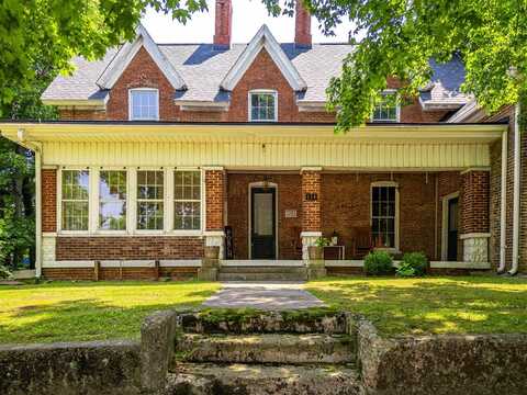 139 S Breathitt Street, Russellville, KY 42276