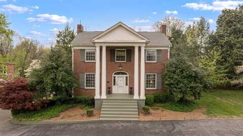 707 Leslie Avenue, Glasgow, KY 42141