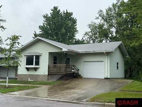 205 W MADISON Street, Saint Peter, MN 56082