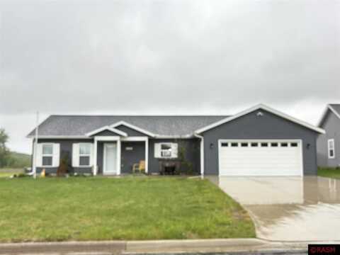 1108 11th Ave SE, Waseca, MN 56093