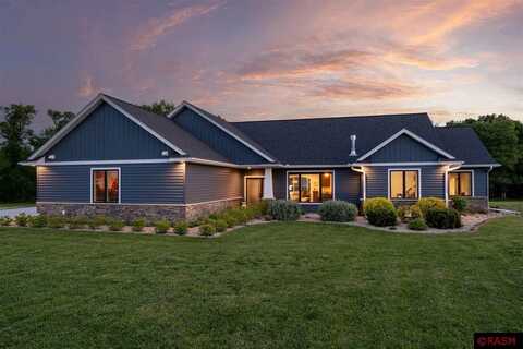 56855 Lafleur Court, Mankato, MN 56001