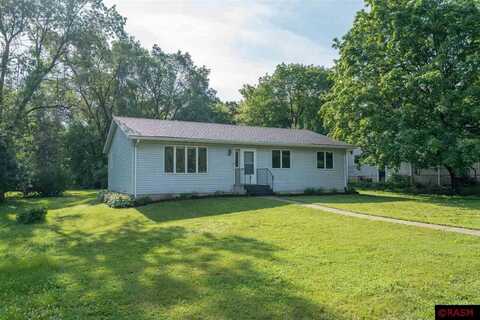 320 N Rice Street, Kasota, MN 56050