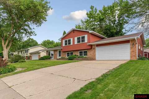 221 Blace Avenue, Eagle Lake, MN 56001
