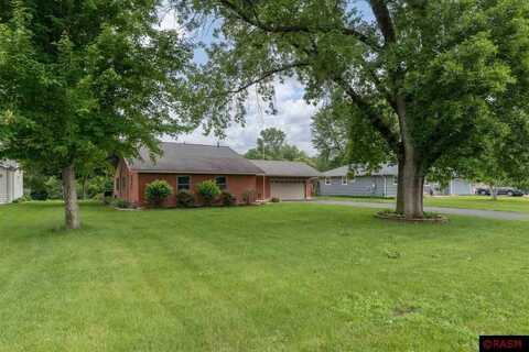 50 Skyline Drive, Mankato, MN 56001
