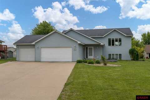 331 Cardinal Drive, Mankato, MN 56001