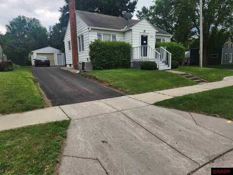 631 Sherman Street, Good Thunder, MN 56037
