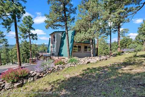 102 Weathers Lane, Ruidoso, NM 88345