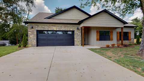 2901 Bobo Avenue NW, Cleveland, TN 37312