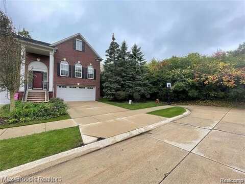 754 SANDALWOOD Drive, Troy, MI 48085