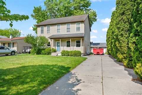 38821 Albert Boulevard, Clinton Township, MI 48036