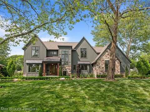 3570 BERKSHIRE Drive, Bloomfield Hills, MI 48301