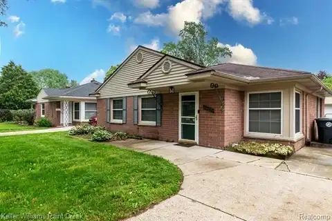 28429 N Clements Circle, Livonia, MI 48150