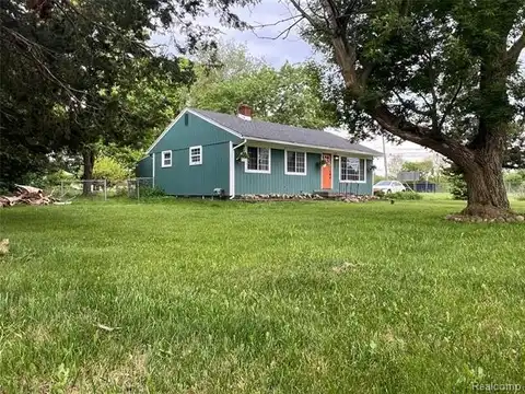 6255 Clarkston Road, Clarkston, MI 48346