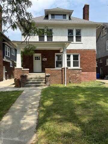 151 McLean Street, Highland Park, MI 48203
