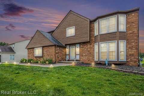 5582 Greenbriar Drive, West Bloomfield, MI 48322