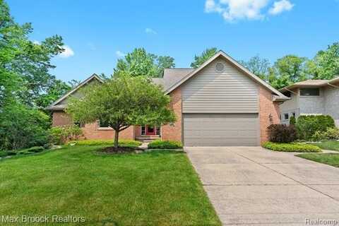 2590 ARNETH Road, West Bloomfield, MI 48324