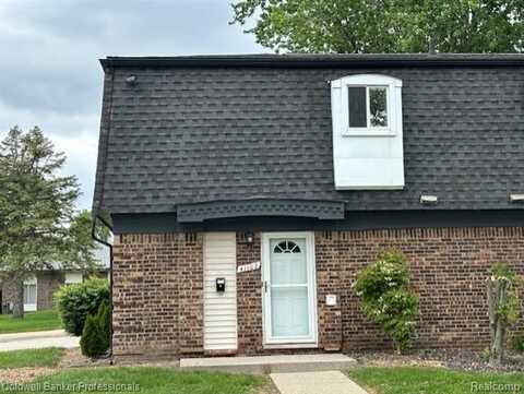 41102 N Woodbury Green Drive, Belleville, MI 48111
