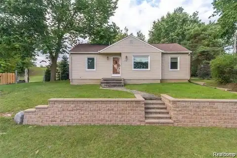 7276 Andersonville Road, Clarkston, MI 48346