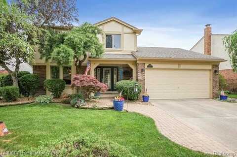 42438 Cannon Drive, Sterling Heights, MI 48313