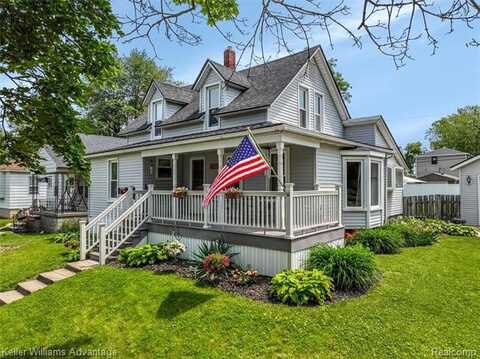 2931 4th Street, Trenton, MI 48183