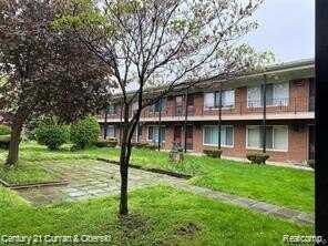 25301 5 Mile Road, Canton, MI 48239