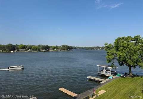 250 N Liberty Street, Belleville, MI 48111