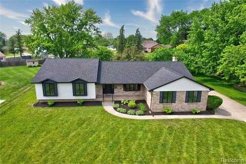 507 Charing Cross Drive, Grand Blanc, MI 48439