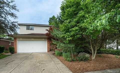 32353 Gainsborough Drive, Warren, MI 48088