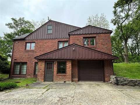 109 W Kennett Road, Pontiac, MI 48340