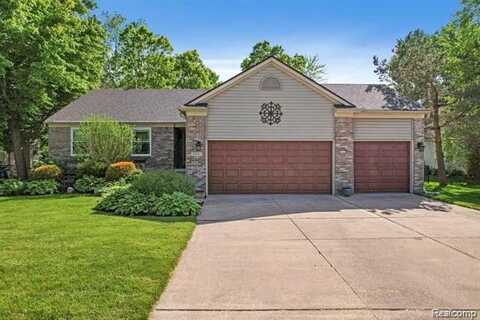 9450 SANDLEWOOD Court, Whitmore Lake, MI 48189