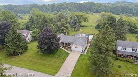 6573 Grand Circle Drive, Brighton, MI 48116