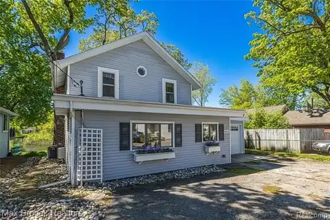 6863 Brightwood Court, Waterford, MI 48327