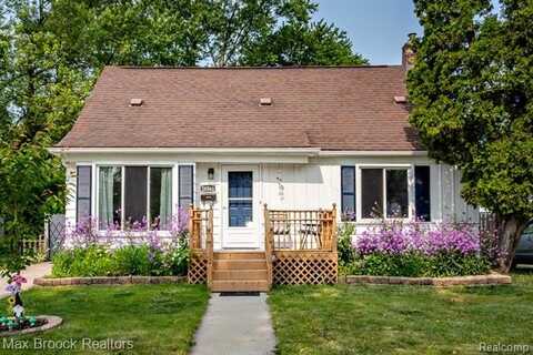 28561 Everett Street, Southfield, MI 48076