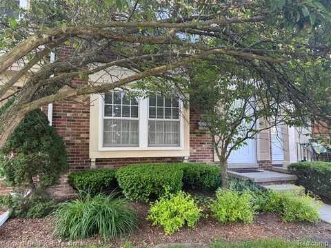 5378 Breeze Hill Place, Troy, MI 48098