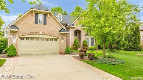 41082 Clermont Avenue, Novi, MI 48375