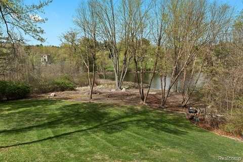 9997 APPLEGATE Lane, Brighton, MI 48114