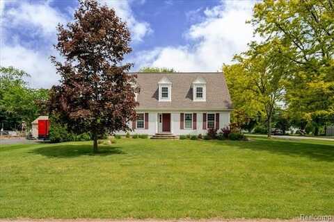8128 Bluebird Drive, Brighton, MI 48116