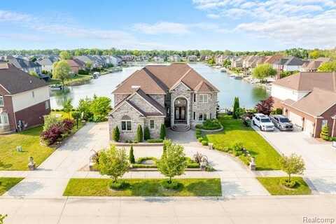 4303 S Lake Lane, Shelby, MI 48316