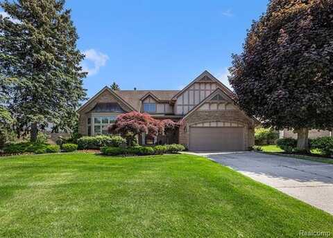 31220 Country Ridge Circle, Farmington Hills, MI 48331