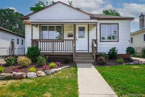 23082 Tuscany Avenue, Eastpointe, MI 48021