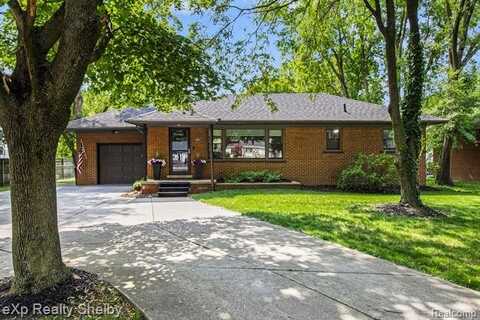 8873 S Main Street, Plymouth, MI 48170