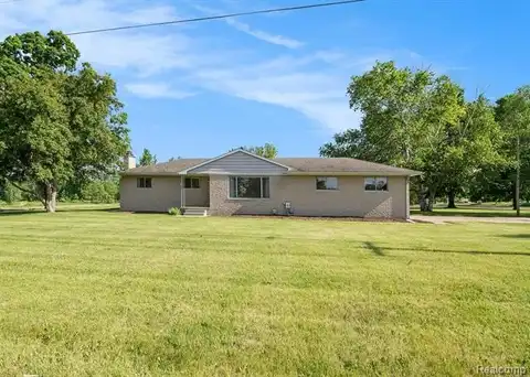 12105 Hegel Road, Goodrich, MI 48438
