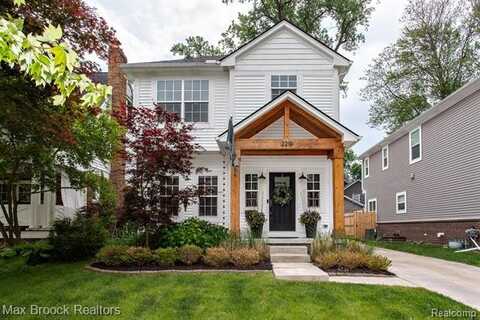 2210 E Hudson Avenue, Royal Oak, MI 48067